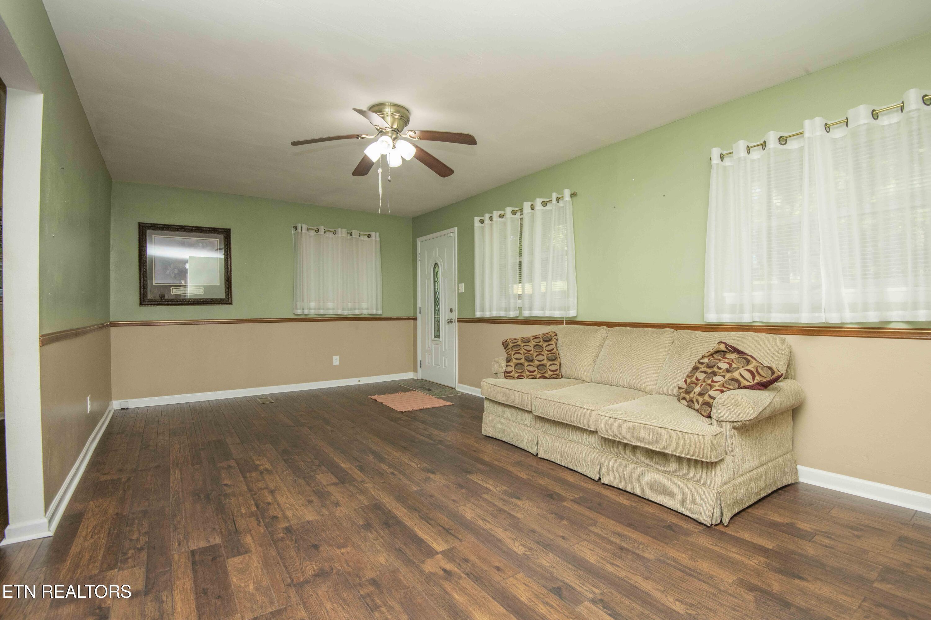 Image 4: living 2_1