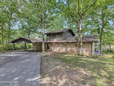 2024 Cravens Drive