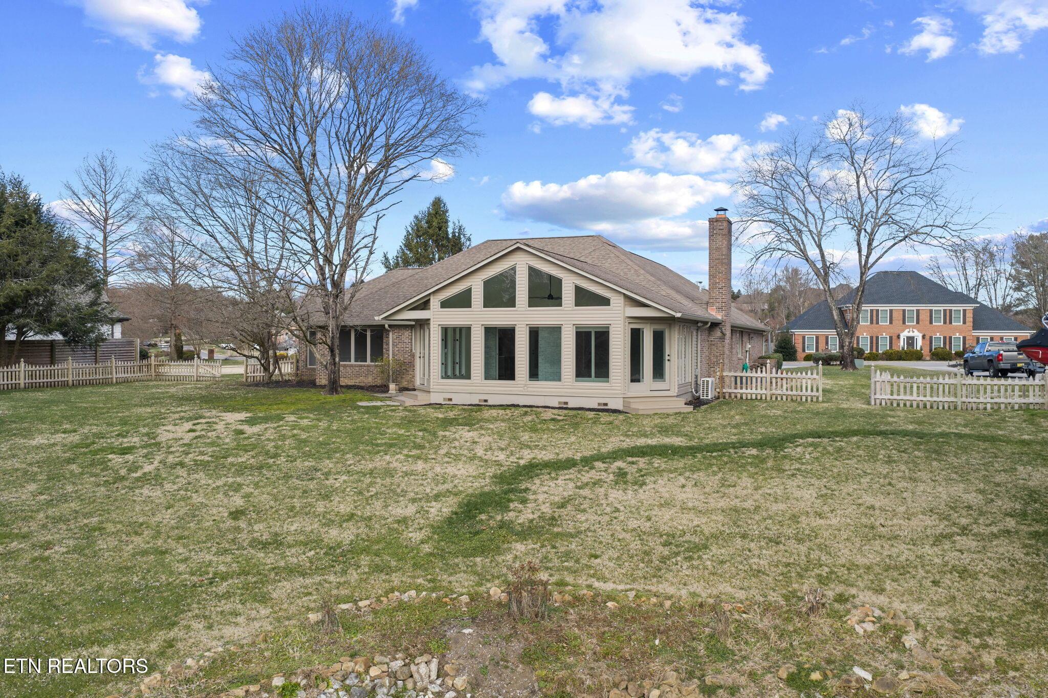 Image 2: 7-web-or-mls-7-print-452 Mariner Point--