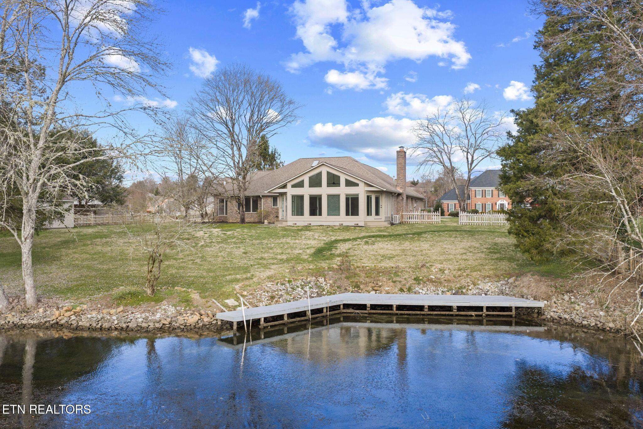 Image 3: 5-web-or-mls-5-print-452 Mariner Point--