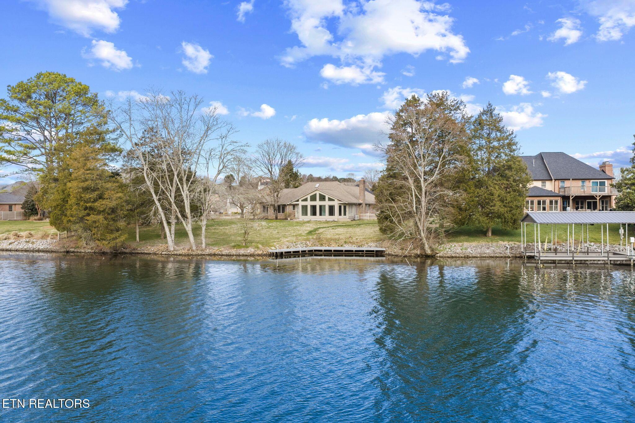 Image 4: 6-web-or-mls-6-print-452 Mariner Point--