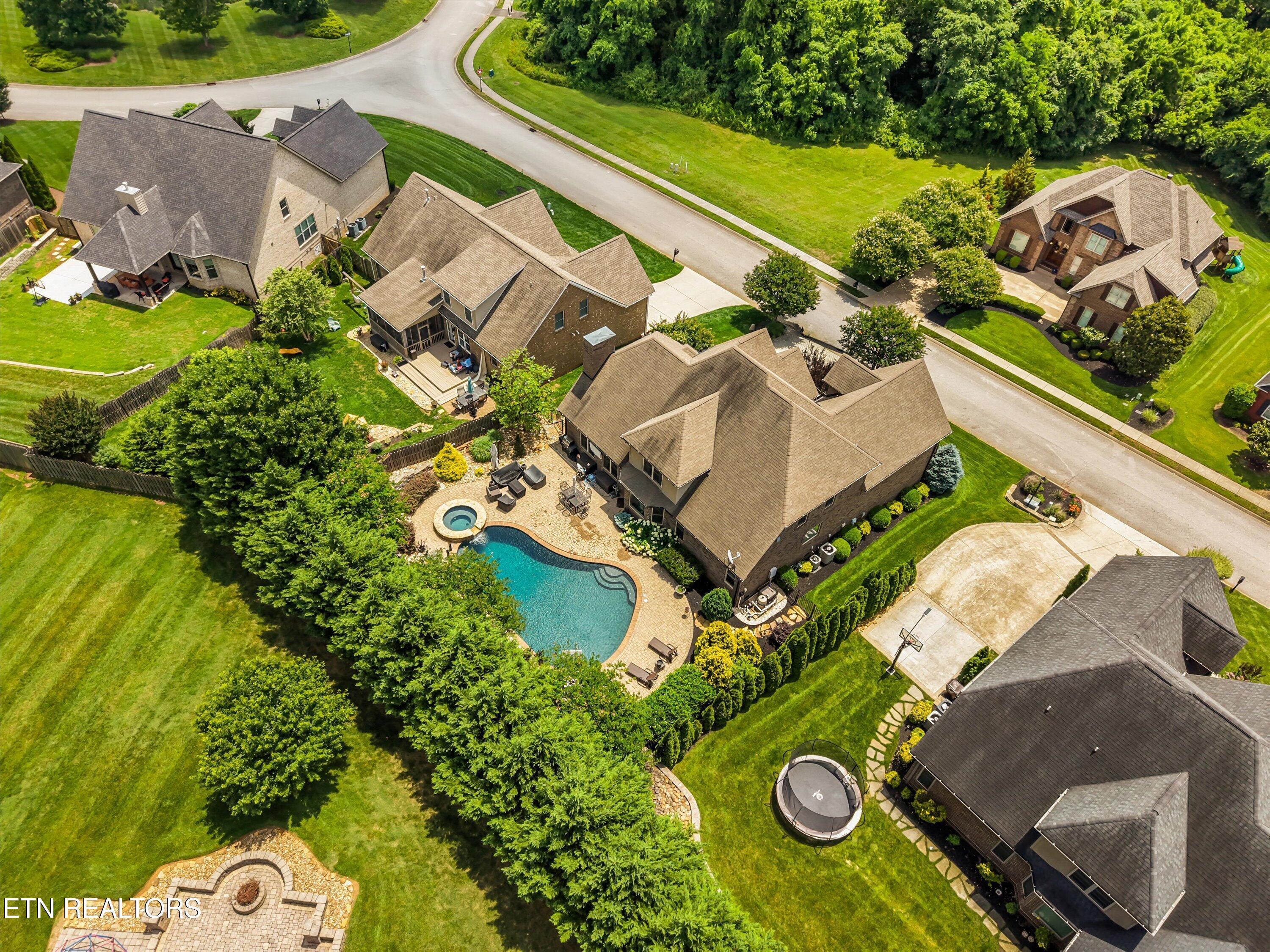 Image 4: 49-11957 Lakehurst Ln 38