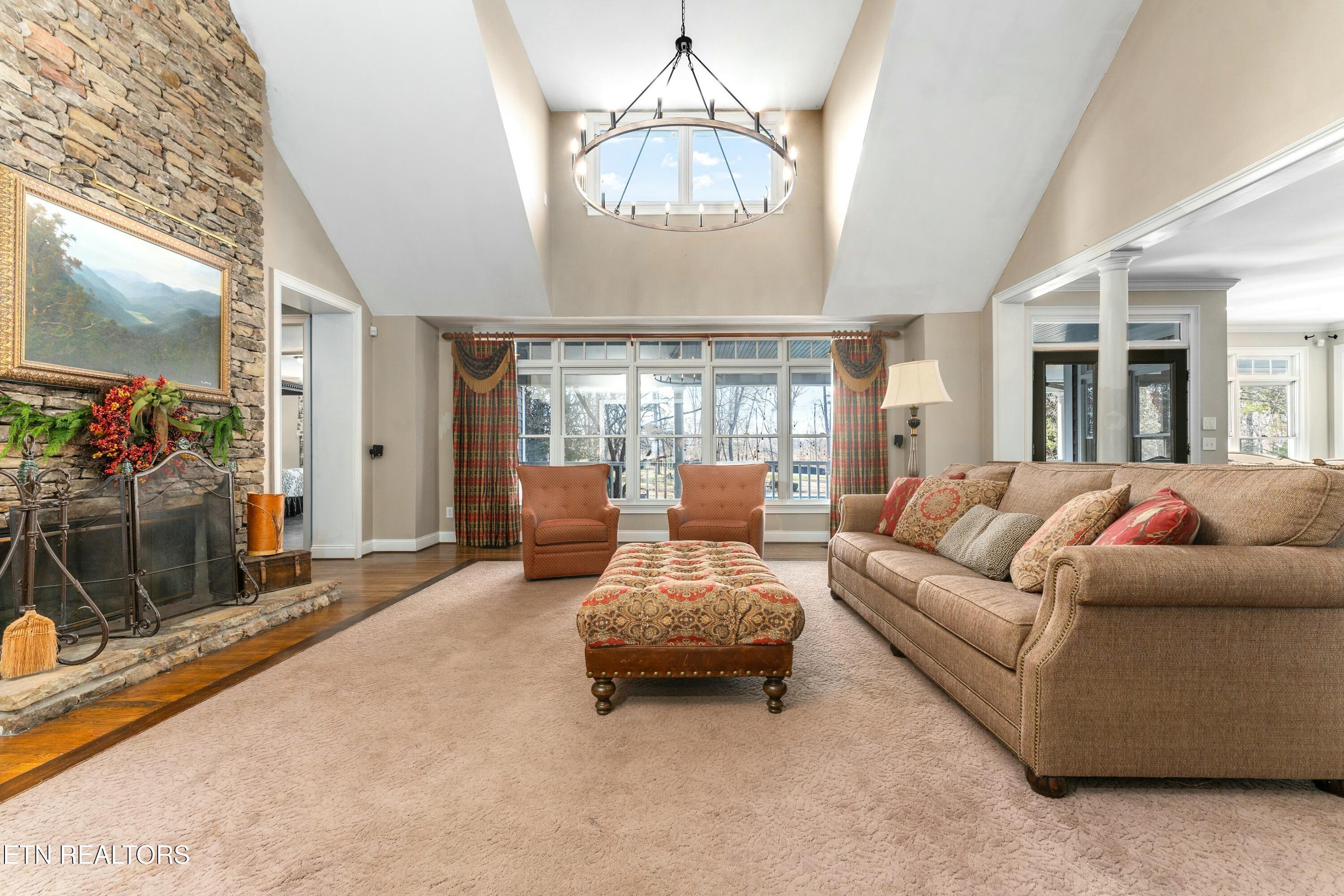 Image 3: Channel Point Home For Sale