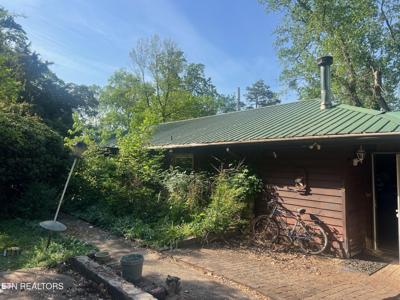 416 Lakewood Rd
