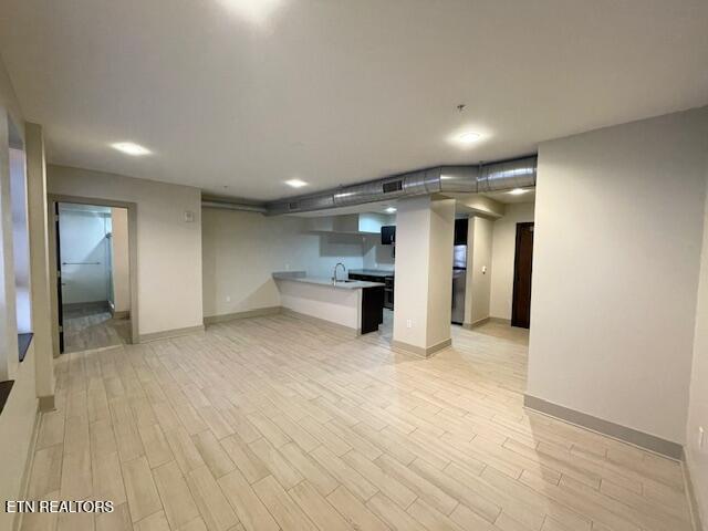 Image 2: Unit 205