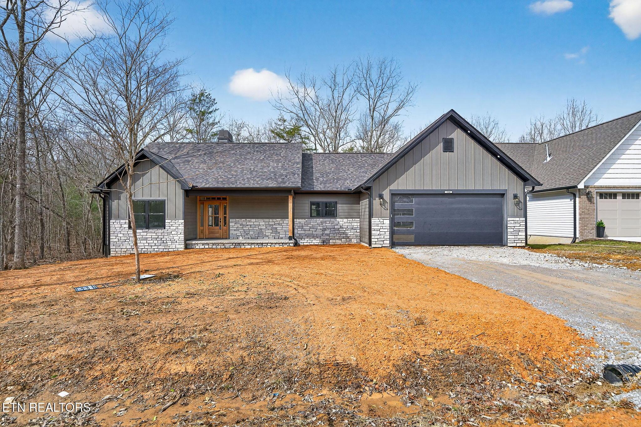 Image 2: 1-web-or-mls-154 Hawes Cir FFG_004_TNPC