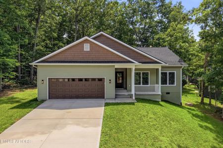123 Lakewood Drive