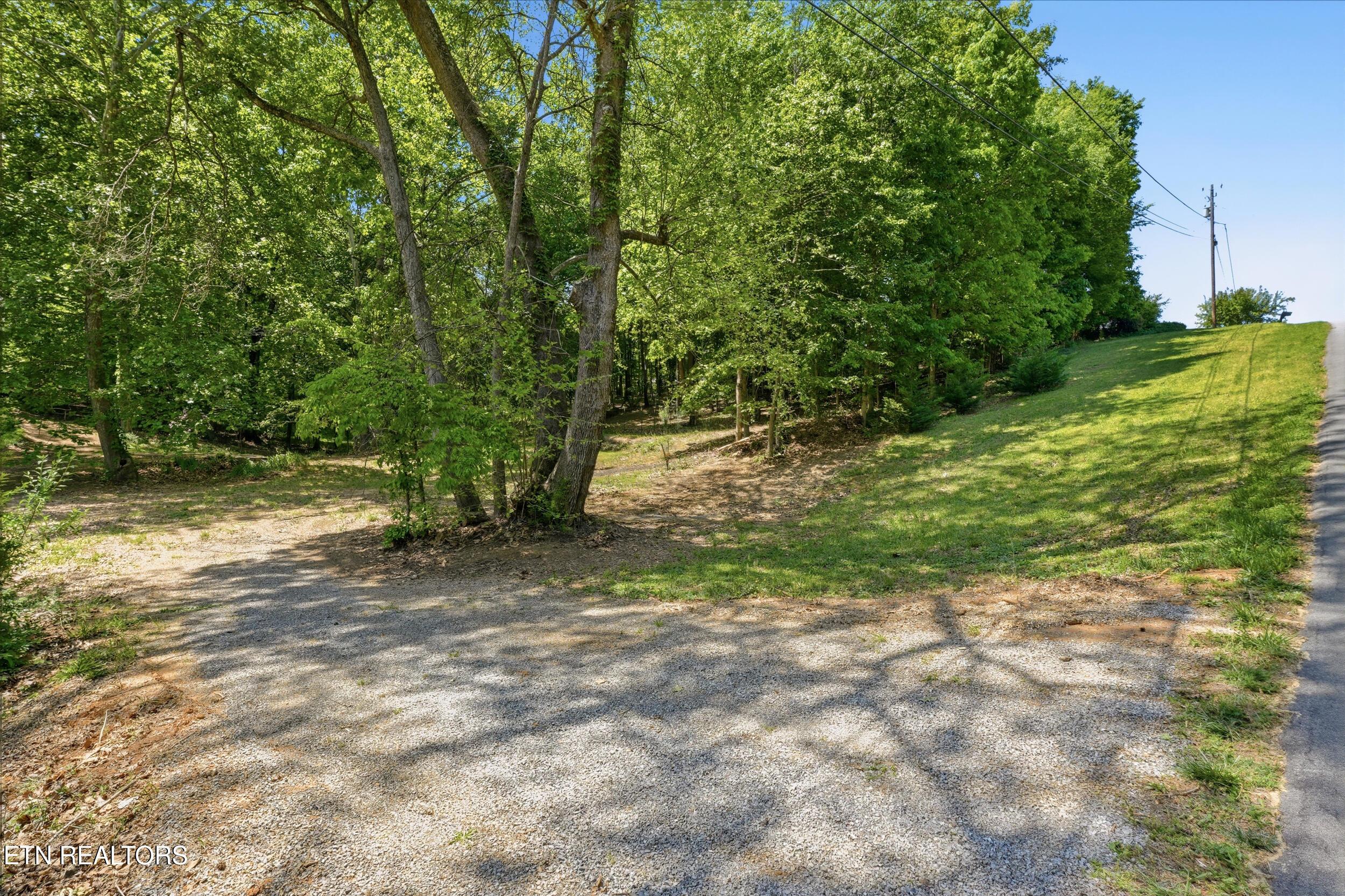 Image 2: brooksview_rd_lot_001