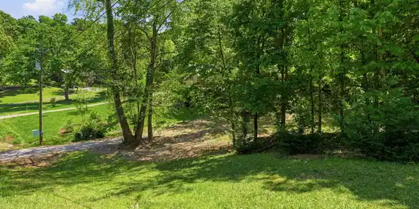 Image 4: brooksview_rd_lot_003