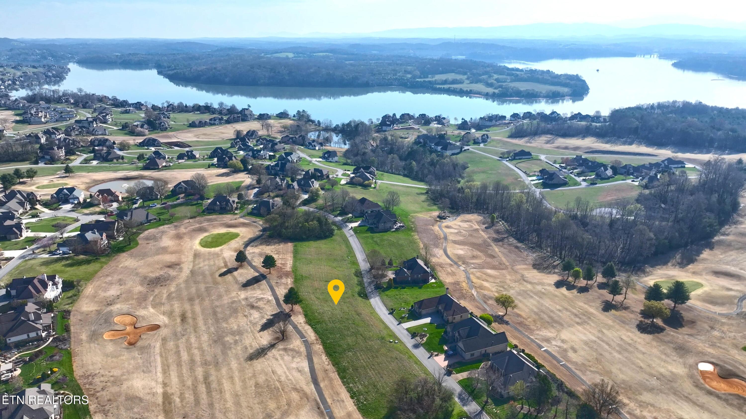 Image 4: DJI_0299.00_02_32_38.Still007(pindrop)