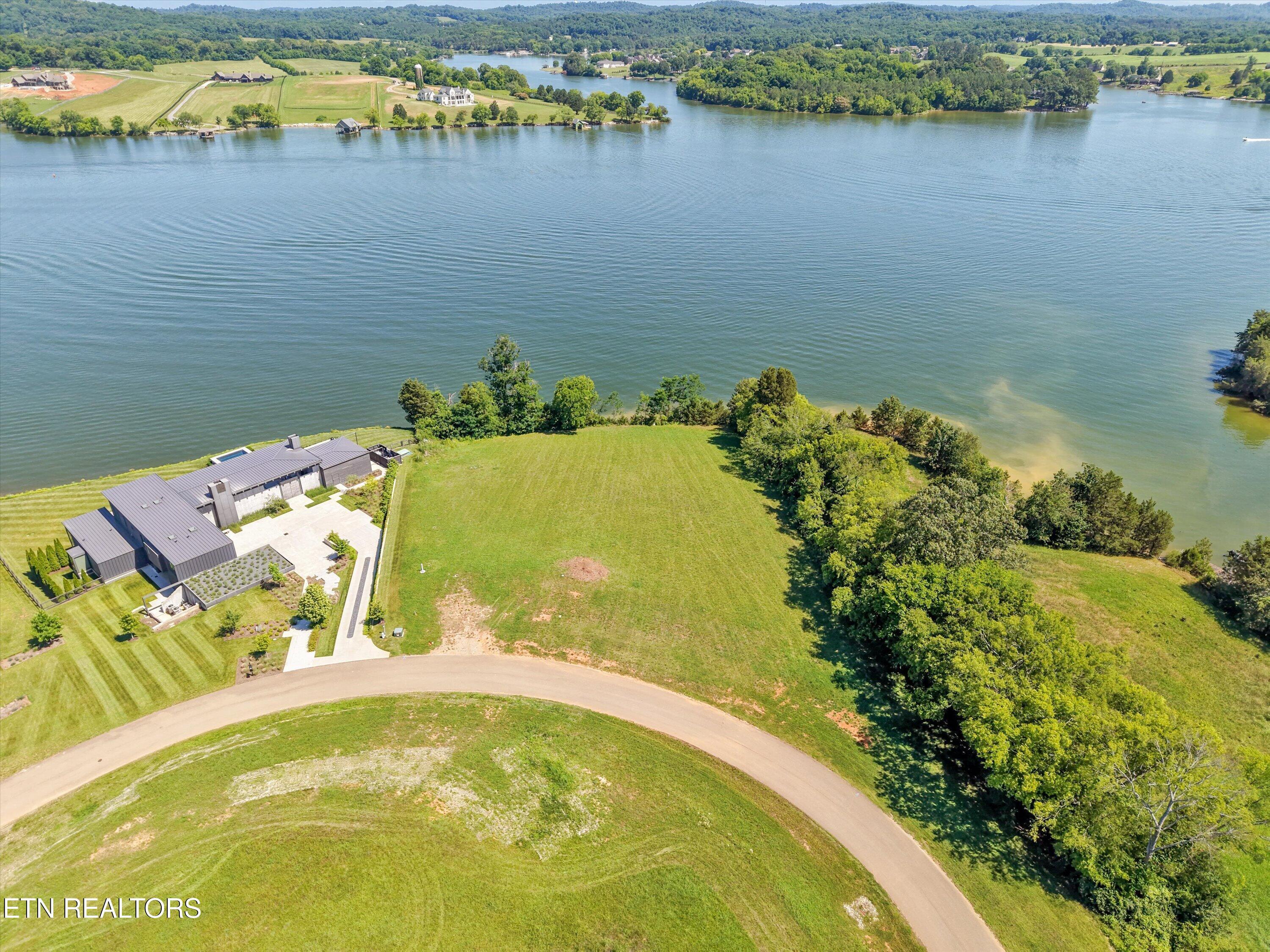 Image 1: 01-Albion Way Lot 310 04