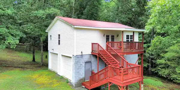 865 Ewing Rd