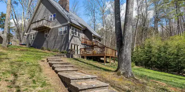 202 Spring View Drive