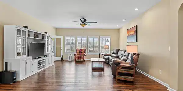 Image 4: Great Room