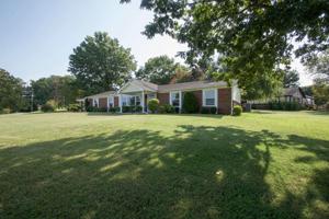 2917 Lake Forest Circle