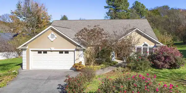 601 Crestwicke Lane