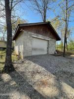3010 Oswego Rd