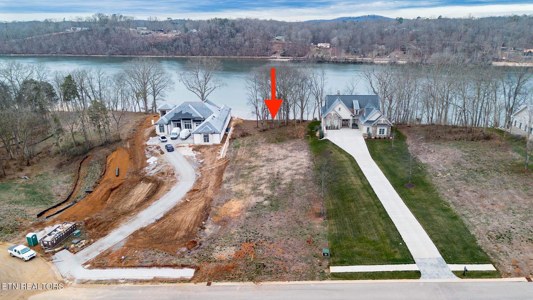 Image 2: Lot 17