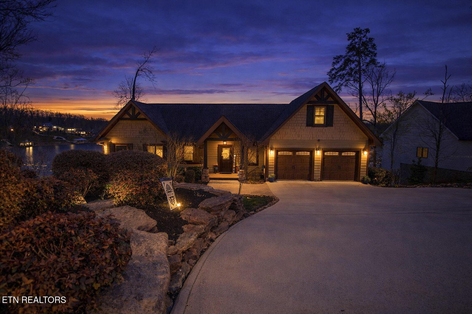 Image 3: twilight 1_1