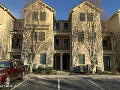 408 Waterside Circle