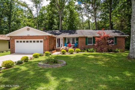 20 Black Oak Circle