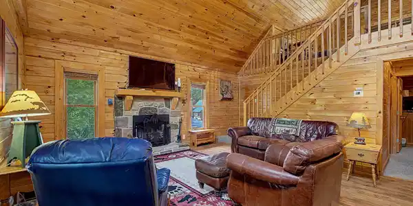 Image 3: 10-web-or-mls-1065-willard-way