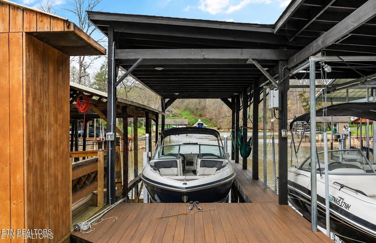 Image 4: Dock