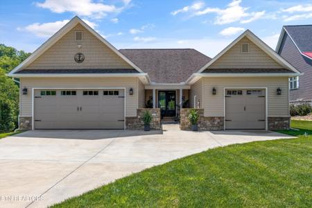 202 Oologila Place