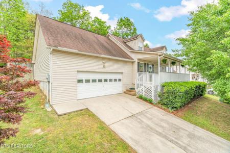 124 Newport Way