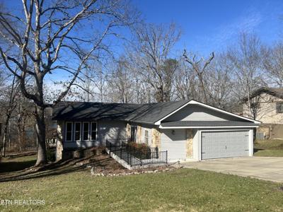 137 Lakeshire Drive