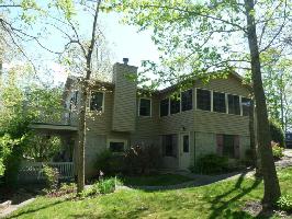 4046 Lone Wolf Circle