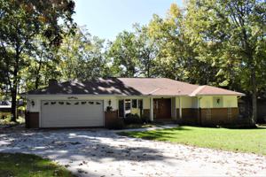 231 Lakeside Drive