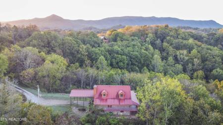 2706 Wildwood Rd