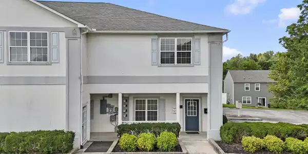 100 Village Way
