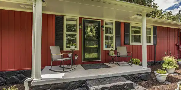Image 3: 03_SugarGroveValleyRoad_2163_FrontPorch