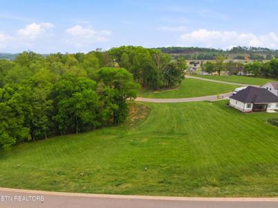 3852 Persimmon Ridge