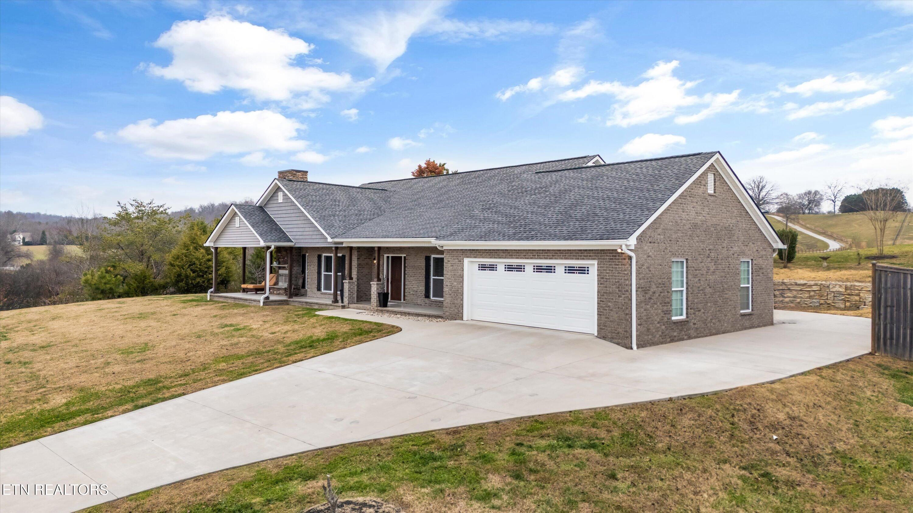 Image 2: 02-131 Marble Bluff Dr 44