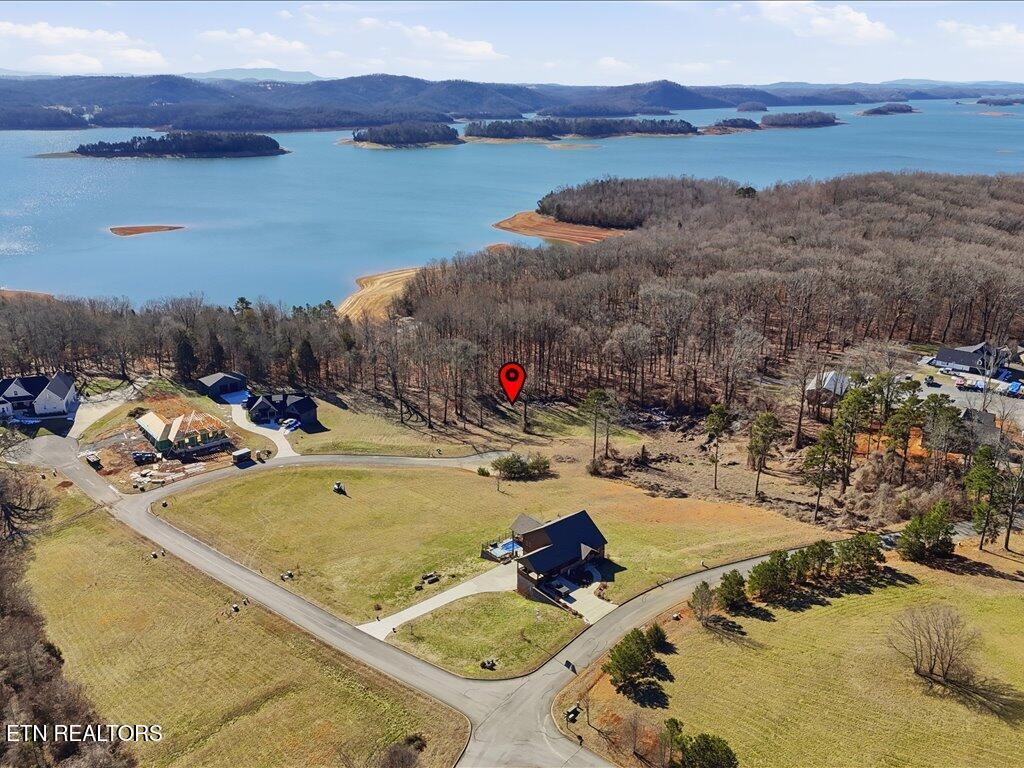 Image 4: 141 Red Cloud Ln - 4