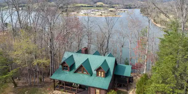 107 Sawmill Cove