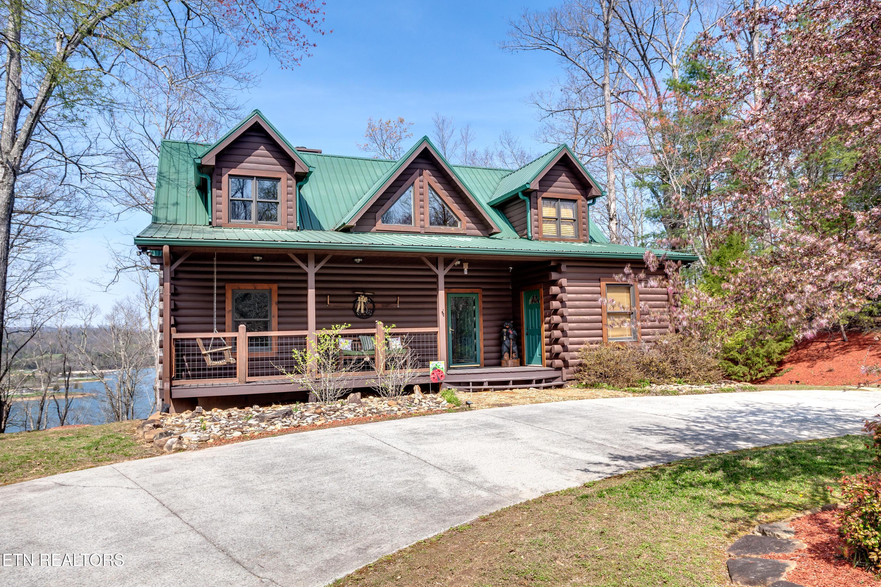 Image 2: 107 Sawmill Cove - Front Photo 2