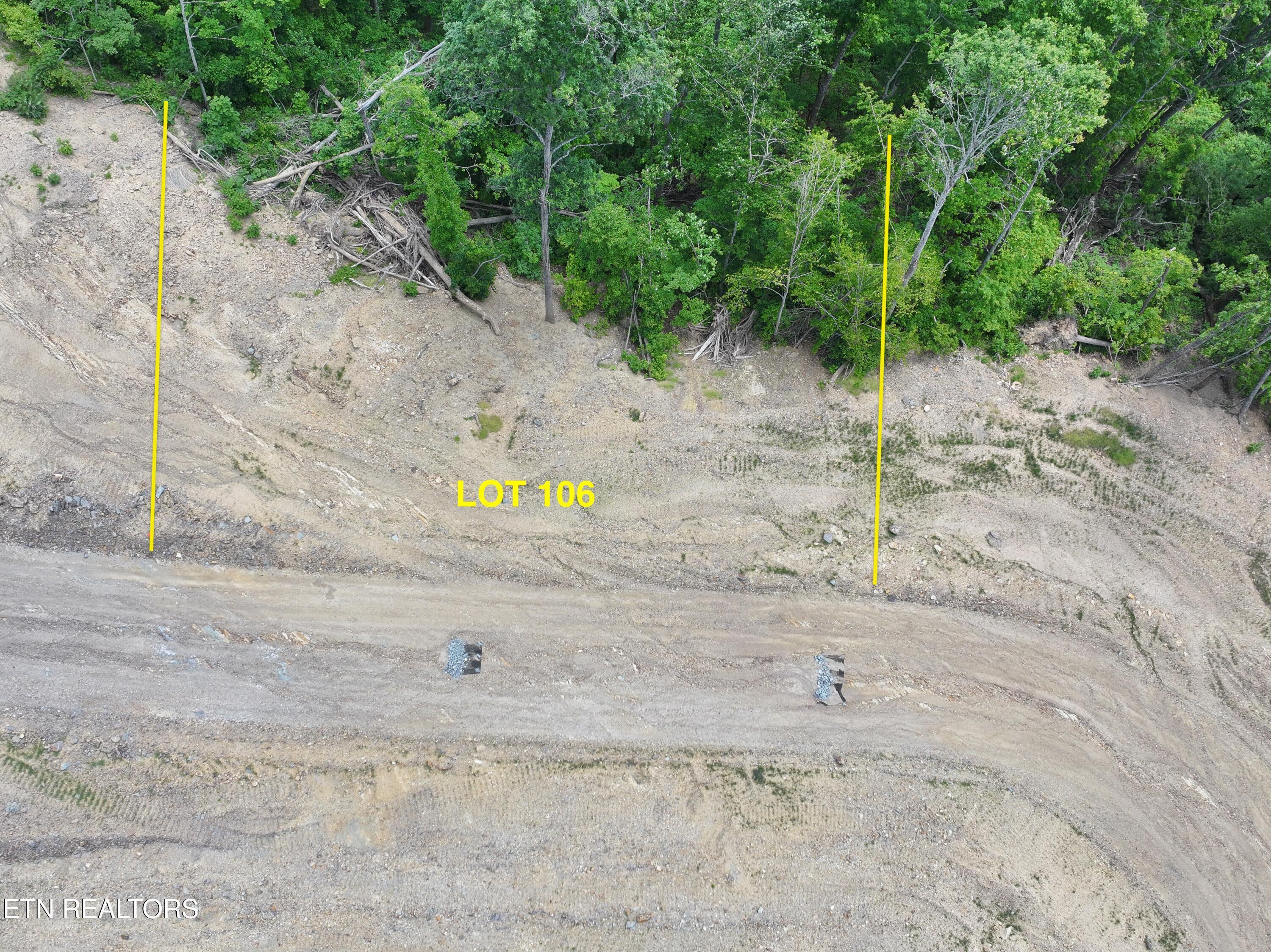 Image 2: 106 Overhead