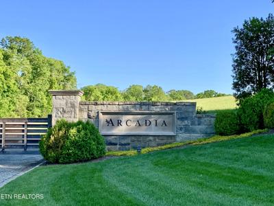 2027 Arcadia Peninsula Way