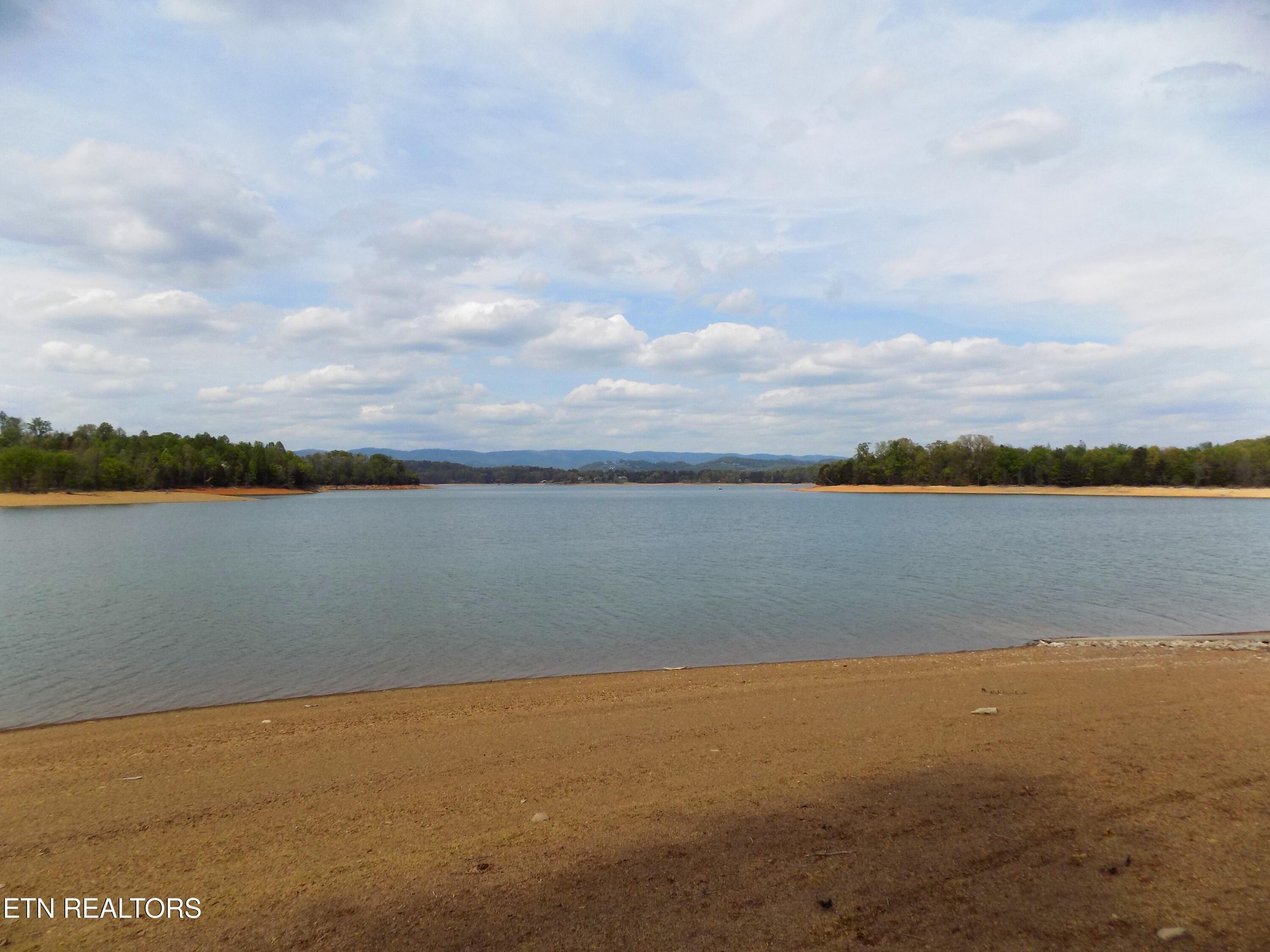 Image 3: Main Channel