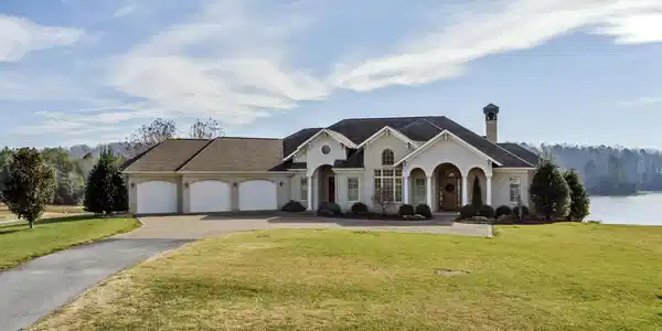 143 Eden Way