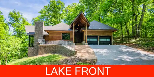 2412 Trillium Lane