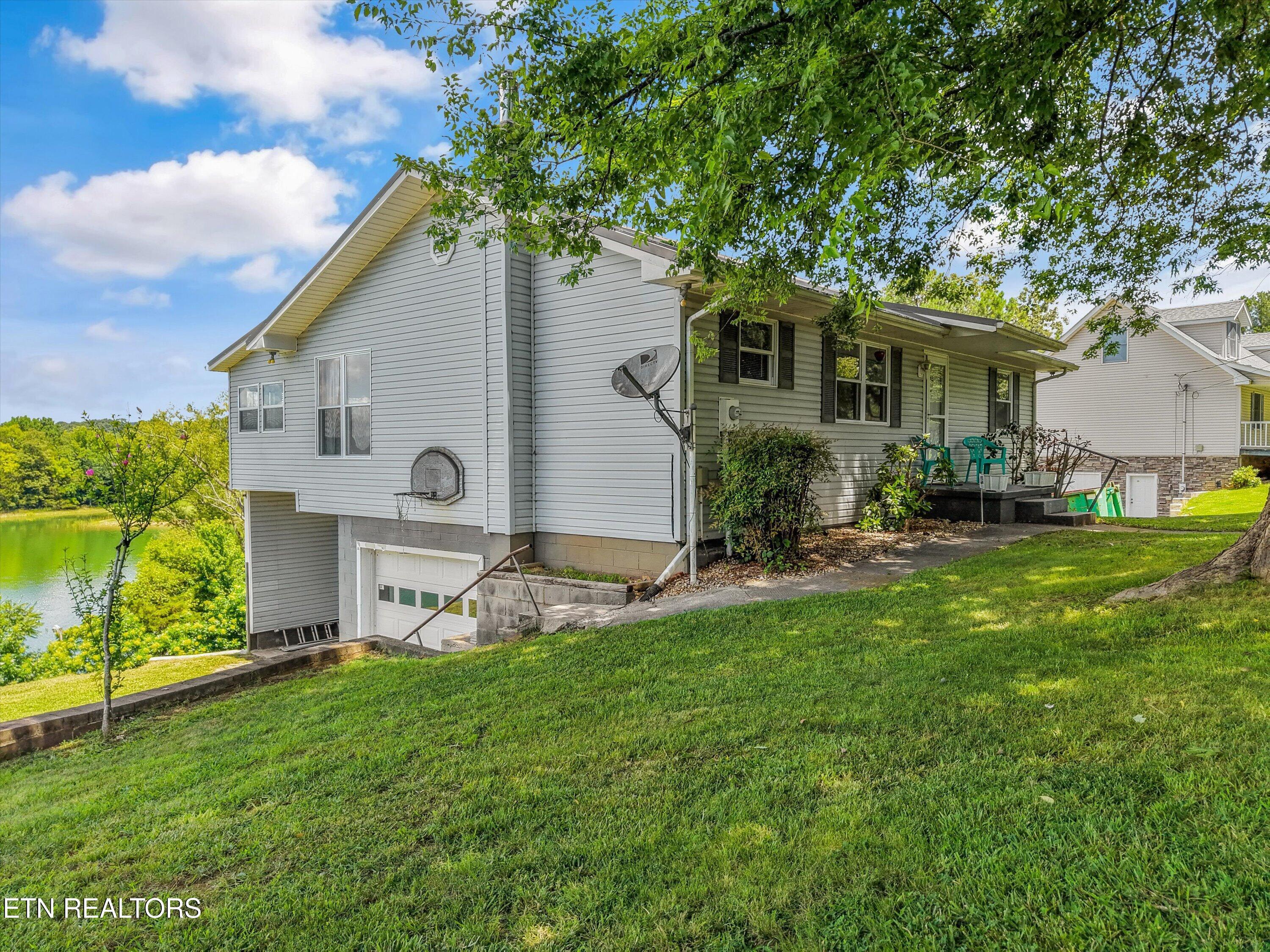 Image 3: 03-1797 Circle Lake Dr41