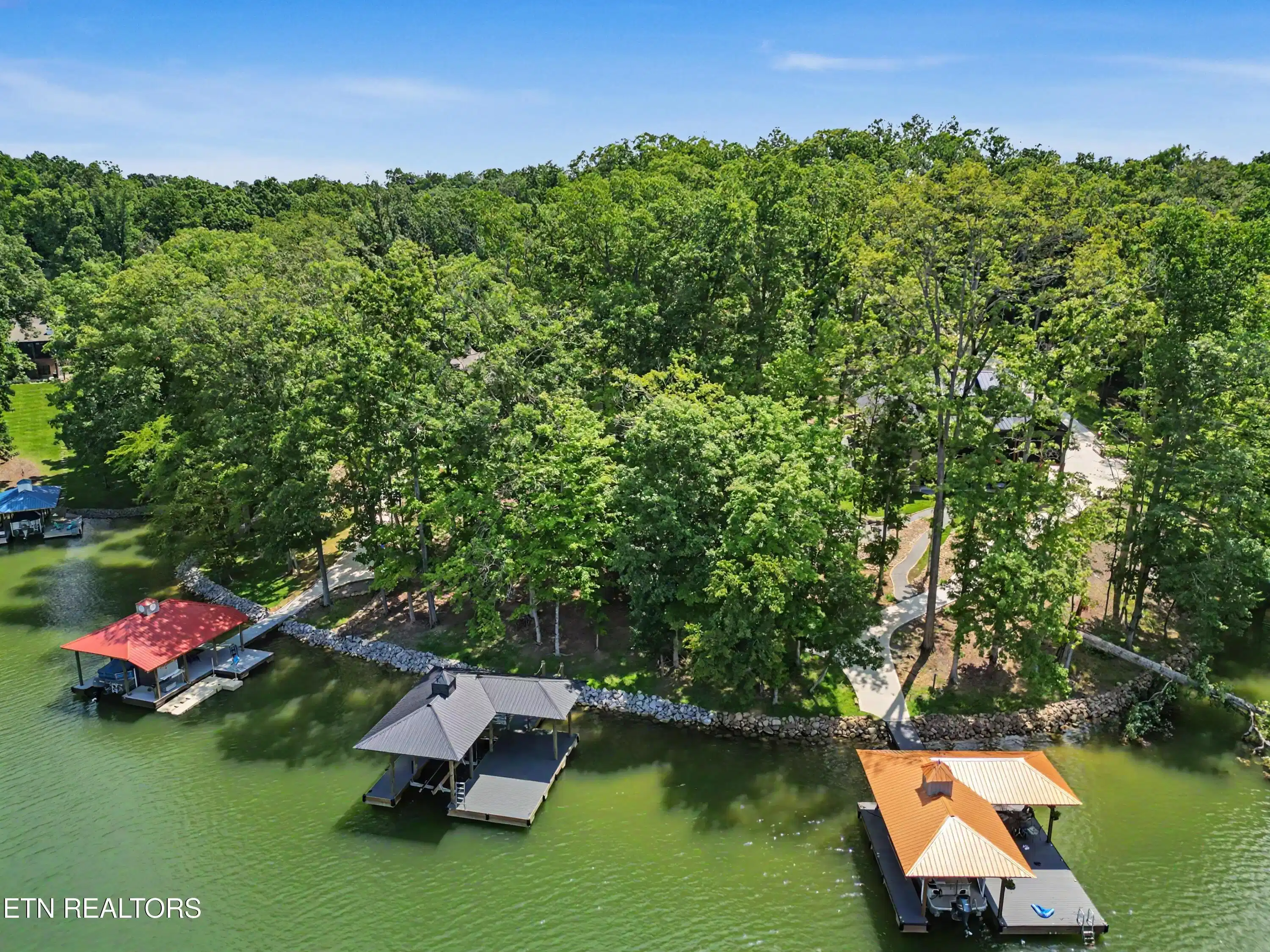 Image 1: 115 Cozy Cove Way