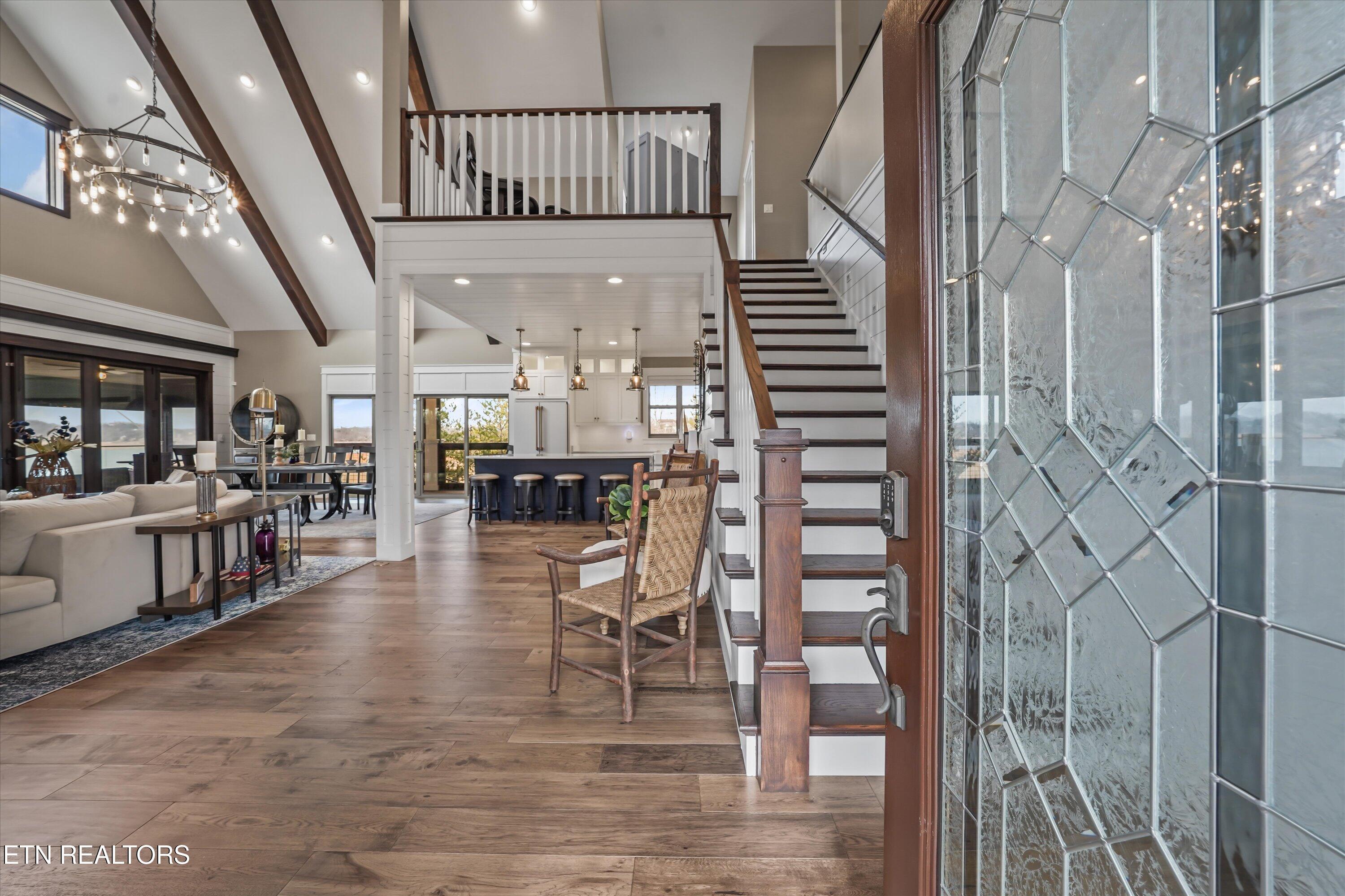 Image 4: 04-120 Cypress Dr09