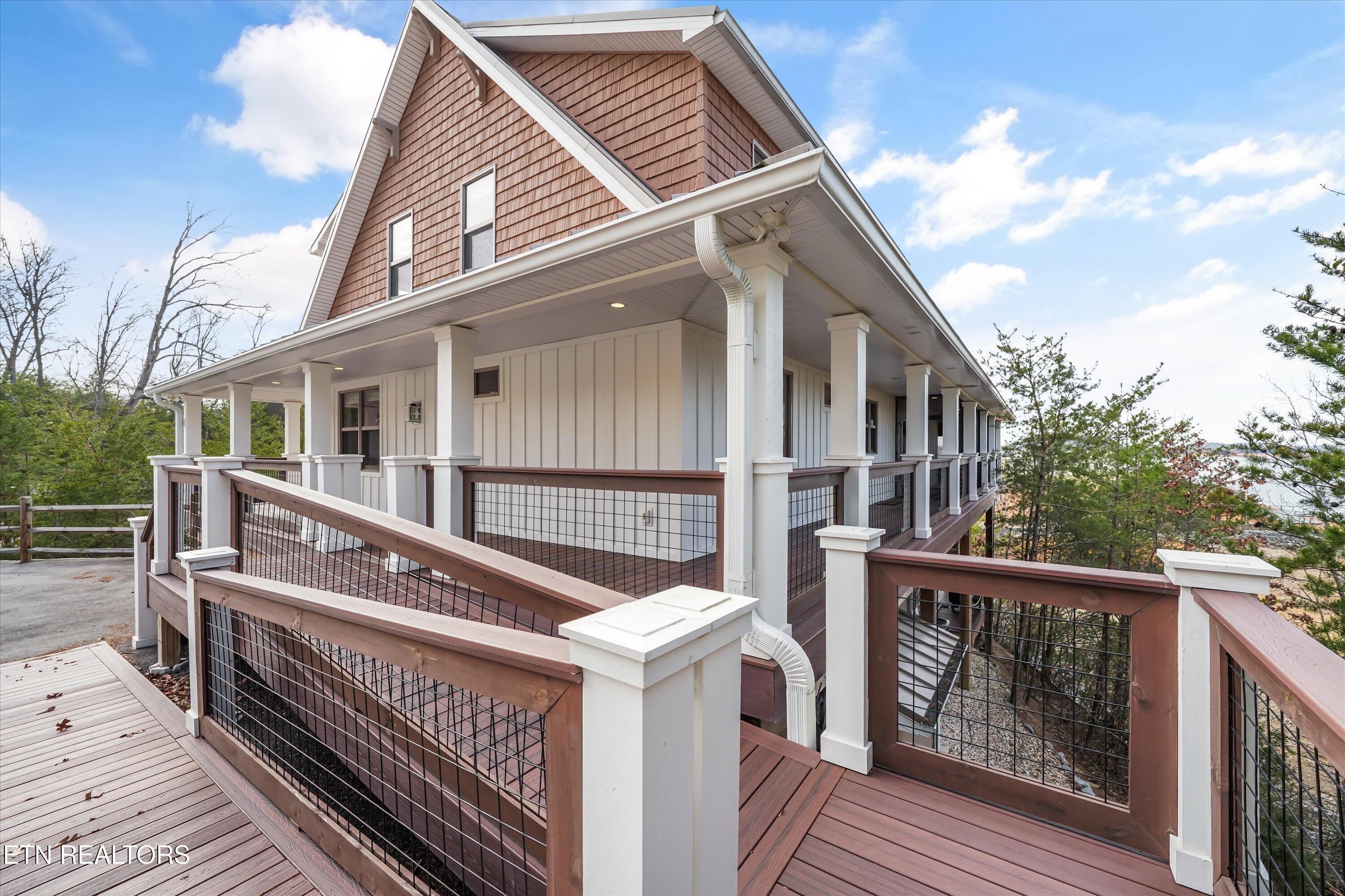 Image 3: 02-120 Cypress Dr47