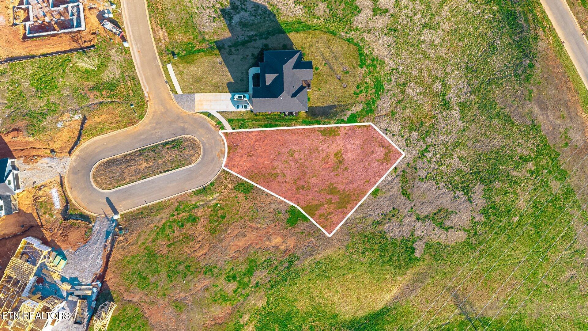 Image 4: .75 acres/Lot 40